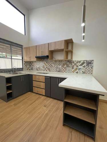 ALQUILER APARTAMENTO SEMI EQUIPADO EN GRECIA - Imagen 9