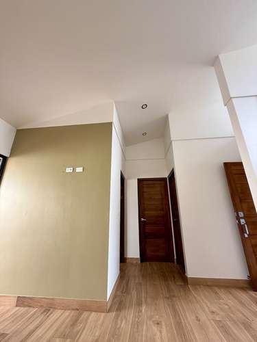 ALQUILER APARTAMENTO SEMI EQUIPADO EN GRECIA - Imagen 4