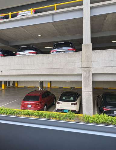 Oficina privada en alquiler en Multipark Escazú – Edificio Térraba - Imagen 8