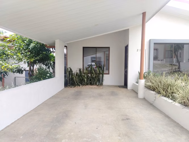 À la venta casa en Condominio San Isidro, La Ceiba de Alajuela - Imagen 2