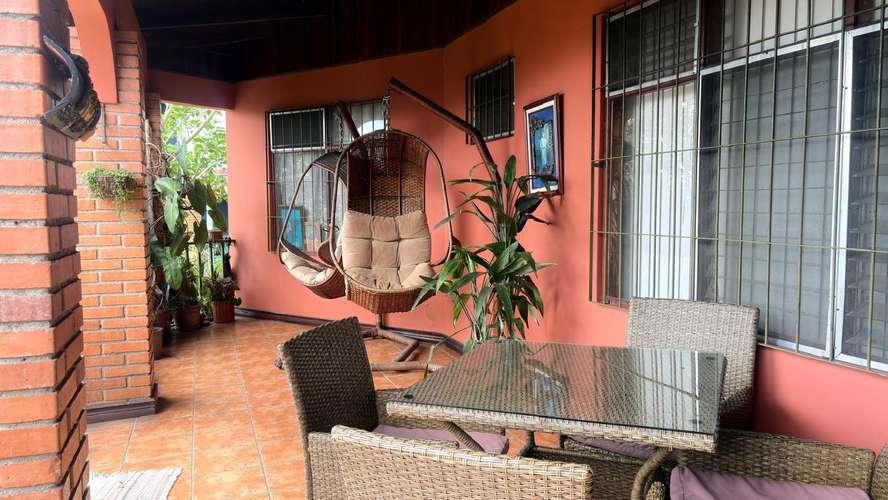Se vende amplia casa en el Alto de las Palomas, Escazú. - Imagen 3