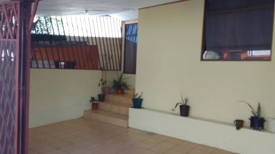 Venta de Casa REMATE Calle Blancos