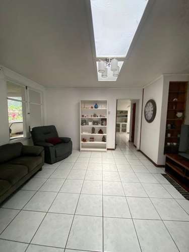 Escazú San Rafael Hermosa y Amplia Casa en Alquiler 4 HAB + Apartamento $3200  - Imagen 5