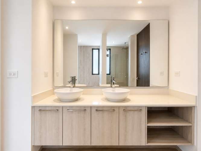 Apartamento primer piso con línea blanca en Santa Ana centro - Imagen 9