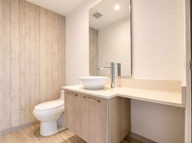 Apartamento contemporáneo en primer piso en Santa Ana centro - Imagen 12