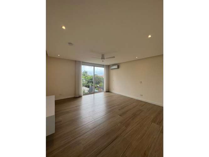Apartamento de lujo con 3 habitaciones y habitación de servicio* - Imagen 15