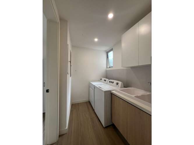 Apartamento de lujo con 3 habitaciones y habitación de servicio* - Imagen 5