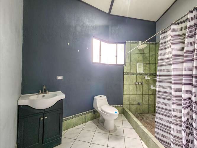 Casa de un nivel en ubicación céntrica en Santa Ana (suelo mixto) - Imagen 20