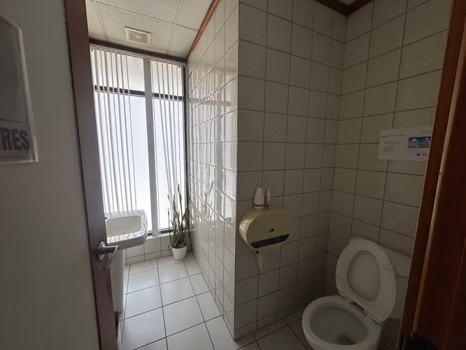 Oficina amueblada de 247 m² con aire acondicionado y 4 estacionamientos en Ofiplaza del Este - Imagen 13