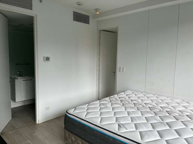 Exclusivo apartamento amueblado de 2 habitaciones en Rohrmoser con piscina y vistas a la montaña