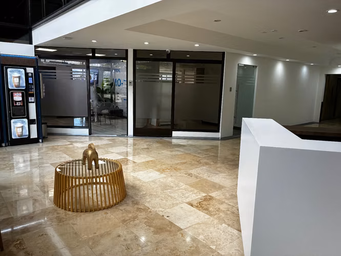 Oficina en alquiler de 300 m² en centro corporativo, Paseo Colón, con seguridad 24 horas - Imagen 4