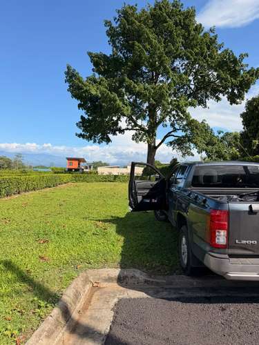  SE VENDE MITSUBISHI L – ¡IMPECABLE, COMO NUEVA! 