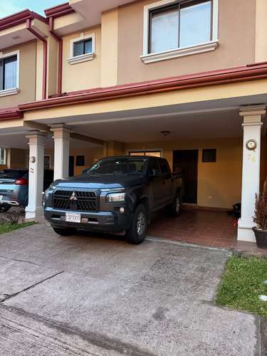  SE VENDE MITSUBISHI L – ¡IMPECABLE, COMO NUEVA! 
