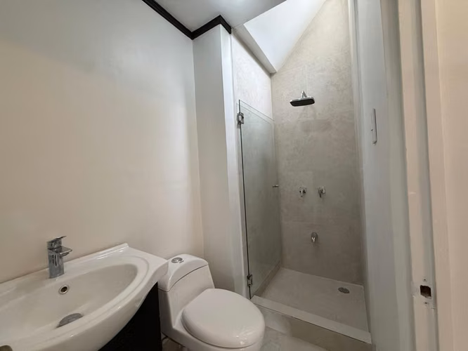 EN VENTA - AMPLIA CASA - RESIDENCIAL EL PASO DE LAS GARZAS - BELEN - Imagen 18