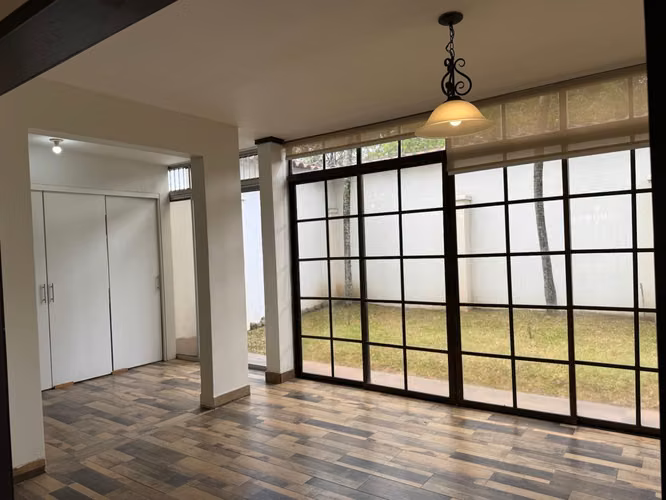 EN VENTA - AMPLIA CASA - RESIDENCIAL EL PASO DE LAS GARZAS - BELEN - Imagen 10