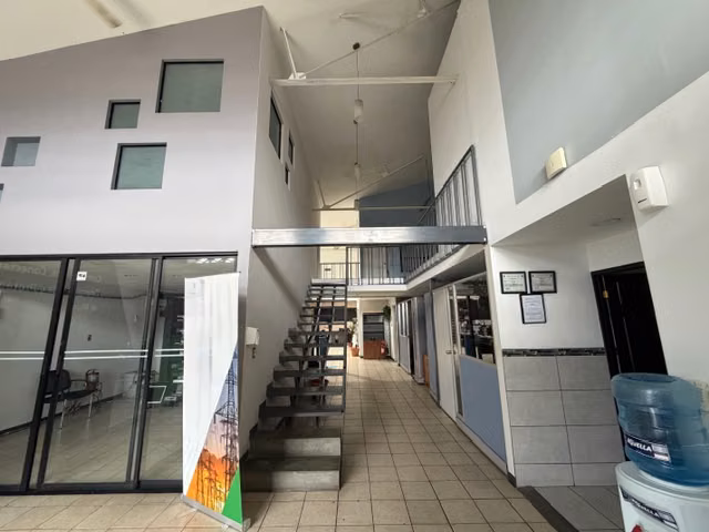 Ofibodega en alquiler de 300m² con seguridad 24/7 en Barrio México, San José - Imagen 5