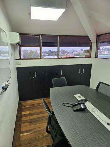 Oficina en Escazú. San José. Alquiler con Servicios y Equipado  - Imagen 18