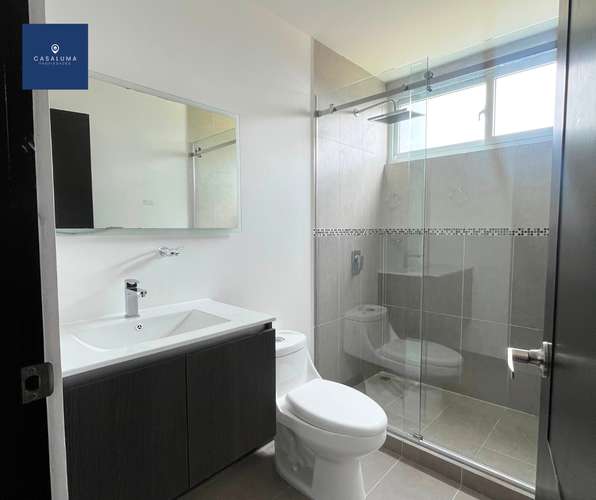 APARTAMENTO CON LINEA BLANCA NUEVO  - Imagen 3