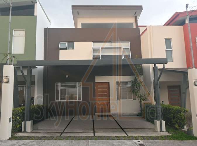 12548 / Casa / Venta / Barlovento / Concepción Tres Ríos / Remodelada / Amenidades - Imagen 1