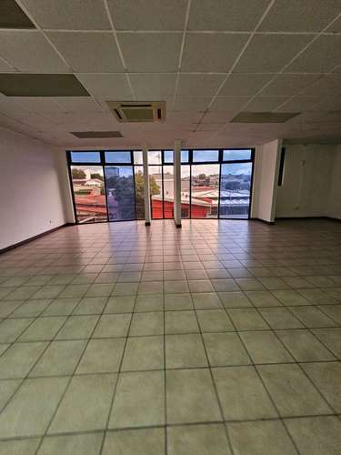 Oficina en Alquiler. San José. 160m2 - Imagen 4