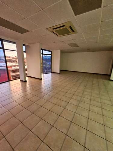 Oficina en Alquiler. San José. 160m2 - Imagen 11