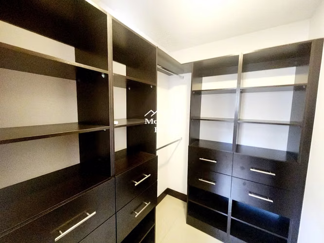Alquiler de Casa esquinera, linea blanca, Condominio Parques del Sol, Santa Ana - Imagen 12