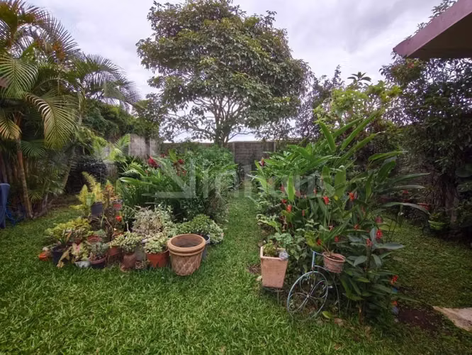 Venta de Casa en Residencial Guayabos, Curridabat, ID#43670 - Imagen 6
