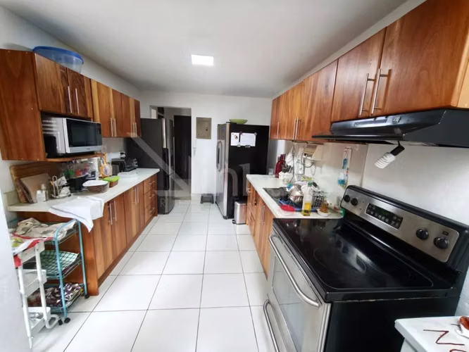 Venta de Casa en Residencial Guayabos, Curridabat, ID#43670 - Imagen 12