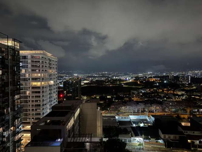 Apartamento amueblado en alquiler en Rohrmoser: vistas panorámicas desde el piso 18 (ref : 01) - Imagen 3