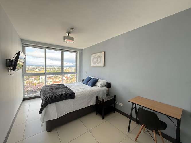 Apartamento amueblado en alquiler en Rohrmoser: vistas panorámicas desde el piso 18 (ref : 01) - Imagen 4