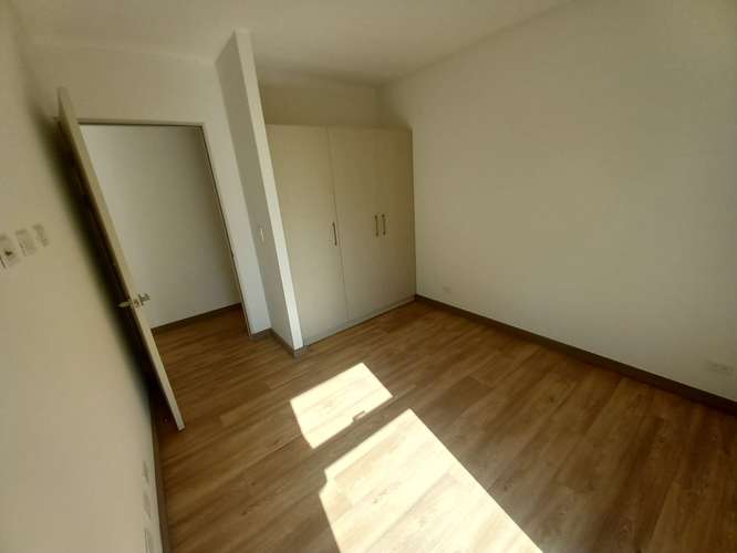 9 / Alquiler / Apartamento / Brasil Santa Ana / Condominio / Seguro - Imagen 12