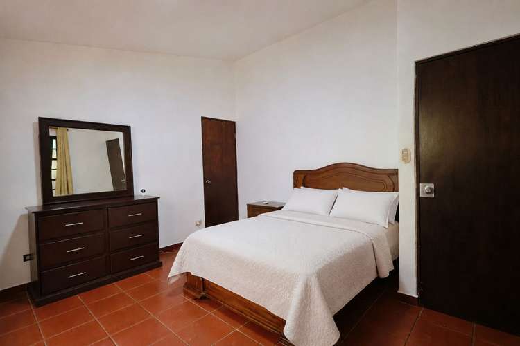 BEACH HOUSE FOR SALE | 4 BEDROOMS | NO HOA | LAS PALMAS, PLAYAS DEL COCO | $525,000 CASA CERCA DE LA PLAYA EN VENTA | 4 