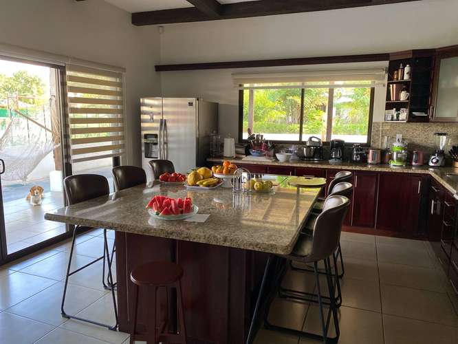 Vendo una Hermosa Casa de un solo nivel en Residencial Los Reyes, Condominio Los Manzanos.  - Imagen 5
