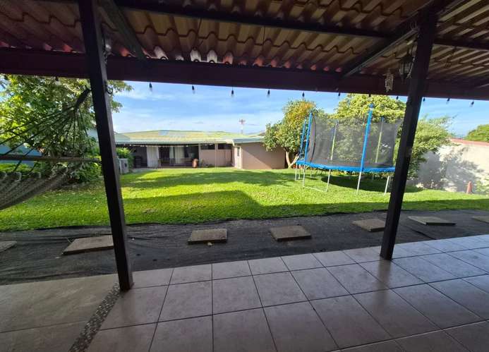  Propiedad de 890 m² con 2 Casas Independientes y Uso de Suelo Mixto | San Pablo de Heredia - Imagen 3