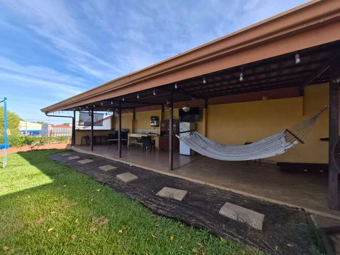  Propiedad de 890 m² con 2 Casas Independientes y Uso de Suelo Mixto | San Pablo de Heredia - Imagen 20
