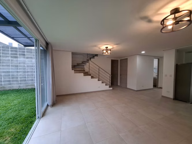 Alquiler de casa nueva en La Ribera de Belén | 3 habitaciones