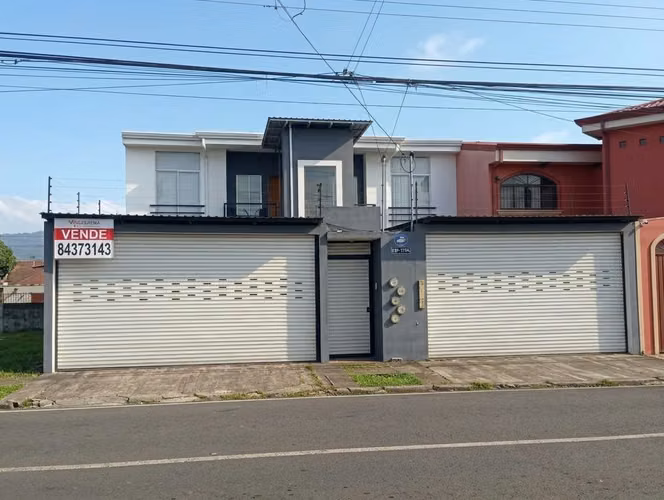 Se Vende Apartamento en Lomas de Ayarco