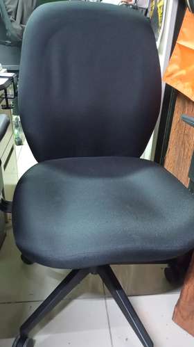 sillas escritorio oficina con recosta brazos usada cod6717 asch   - Imagen 2