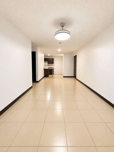 Alquiler Concasa Condominio 9-10 | 3 Hab | 2 Parqueos | Balcón