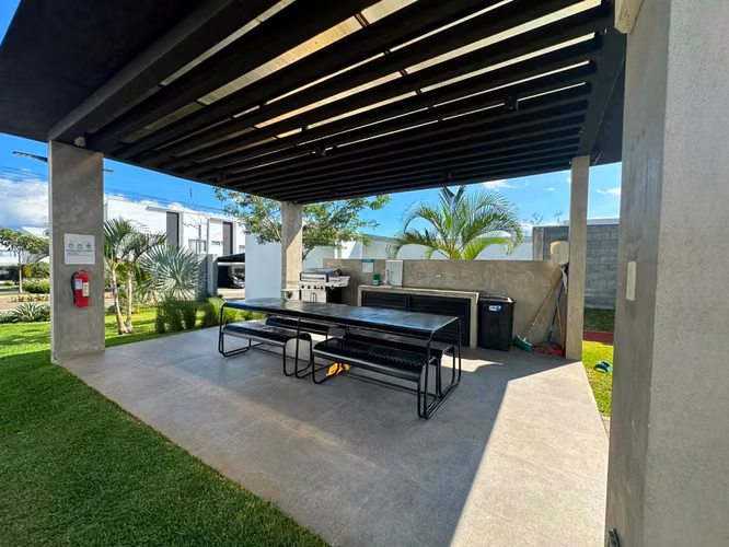 CASA EN ALQUILER EN CONDOMINIO NAOS | SAN JOAQUÍN DE HEREDIA