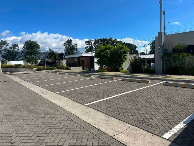 CASA EN ALQUILER EN CONDOMINIO NAOS | SAN JOAQUÍN DE HEREDIA