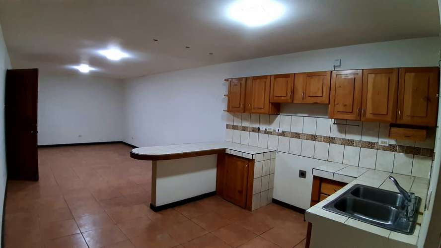 Apartamento en residencial seguro Guachipelín  420000
