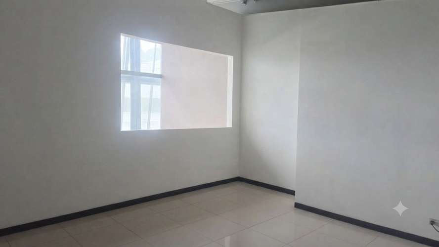  Local Comercial en Alquiler – San Rafael de Escazú $1905 - Imagen 2