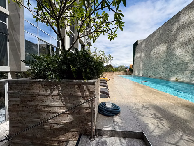 Estudio Amoblado en Alquiler en Rohrmoser | Frente al Parque del Café | Piso 11 - Imagen 8