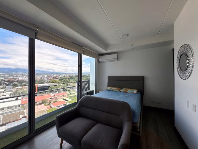 Estudio Amoblado en Alquiler en Rohrmoser | Frente al Parque del Café | Piso 11