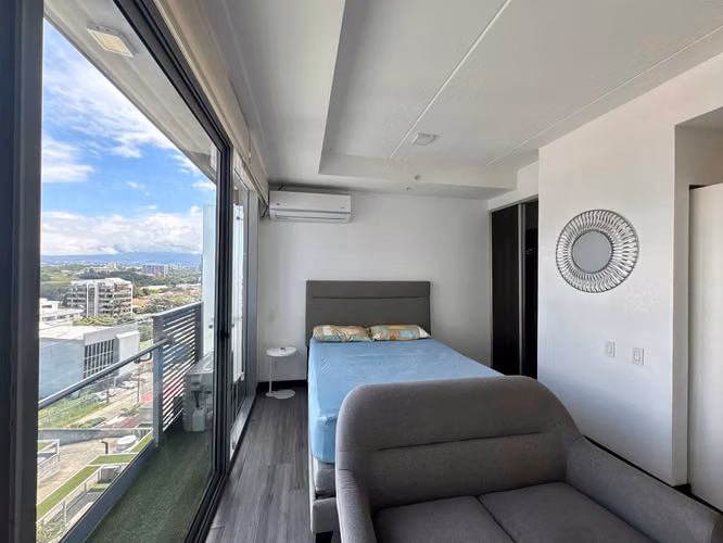 Estudio Amoblado en Alquiler en Rohrmoser | Frente al Parque del Café | Piso 11 - Imagen 3