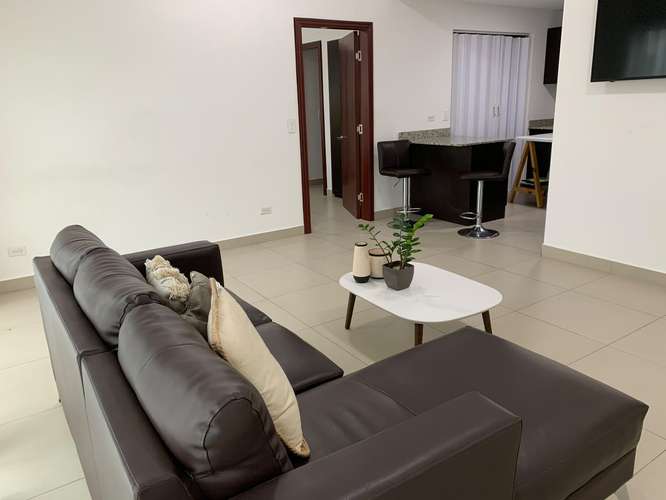 Apartamento en edificio privado, Sabana Norte 450.000