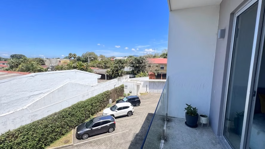 Venta de apartamento de 2 cuartos en condominio en Pinares, Curridabat # - Imagen 13