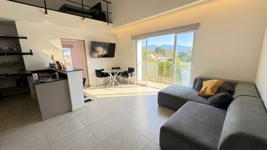 Venta de apartamento de 2 cuartos en condominio en Pinares, Curridabat # - Imagen 3