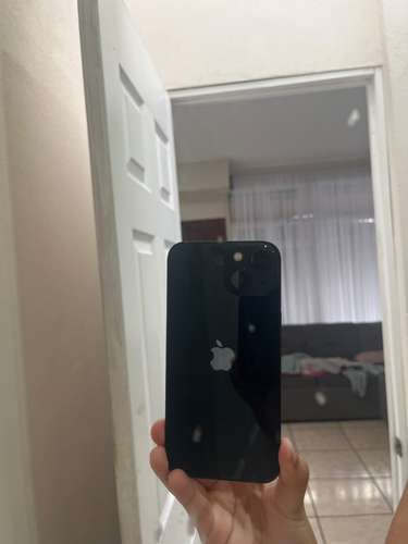 Cambio o vendo iPhone 13